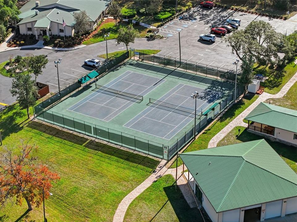 En Venta: $450,000 (3 camas, 2 baños, 2263 Pies cuadrados)