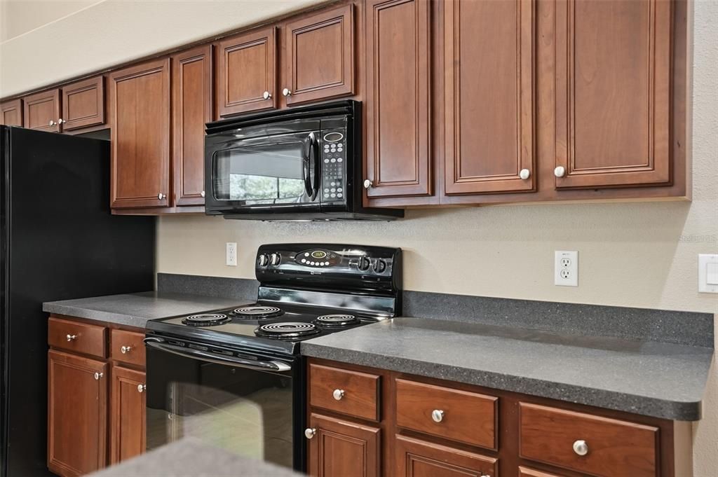 En Venta: $450,000 (3 camas, 2 baños, 2263 Pies cuadrados)