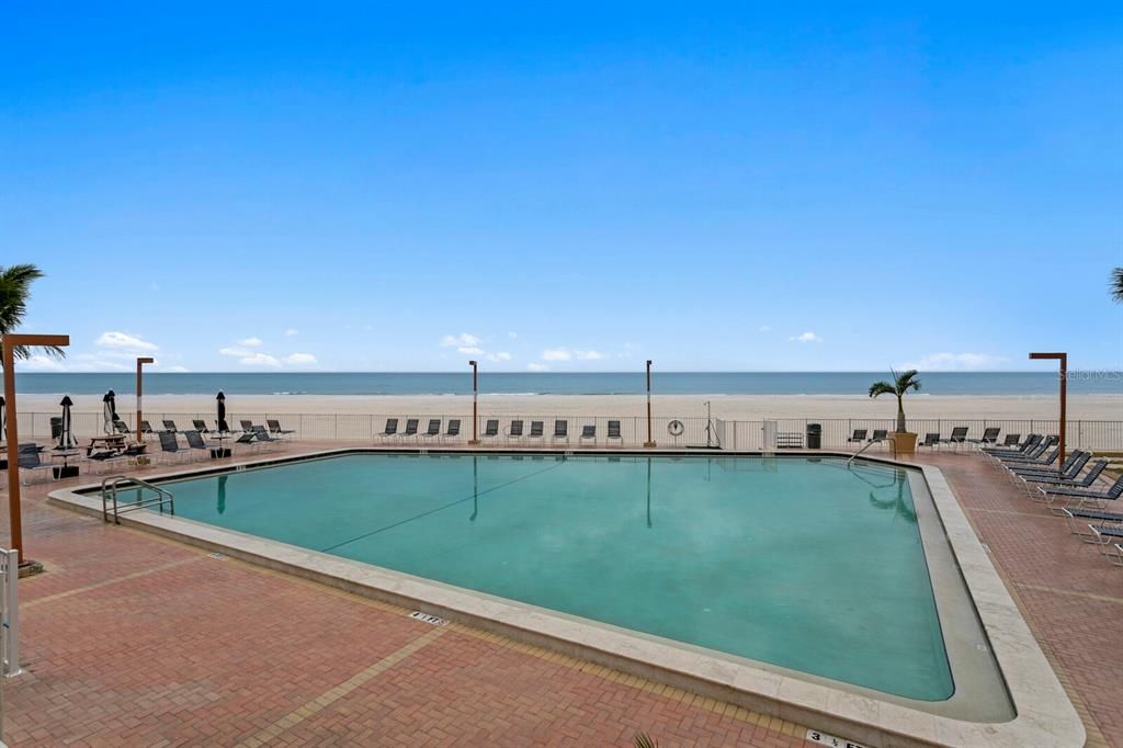 待售: $775,000 (2 贝兹, 2 浴室, 1165 平方英尺)