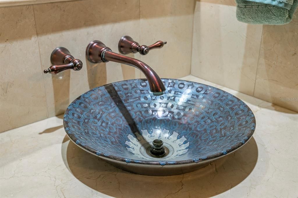 待售: $775,000 (2 贝兹, 2 浴室, 1165 平方英尺)