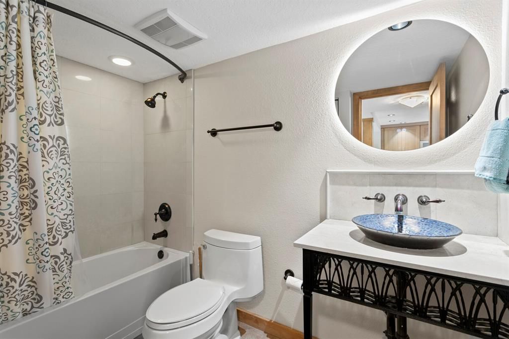 待售: $775,000 (2 贝兹, 2 浴室, 1165 平方英尺)