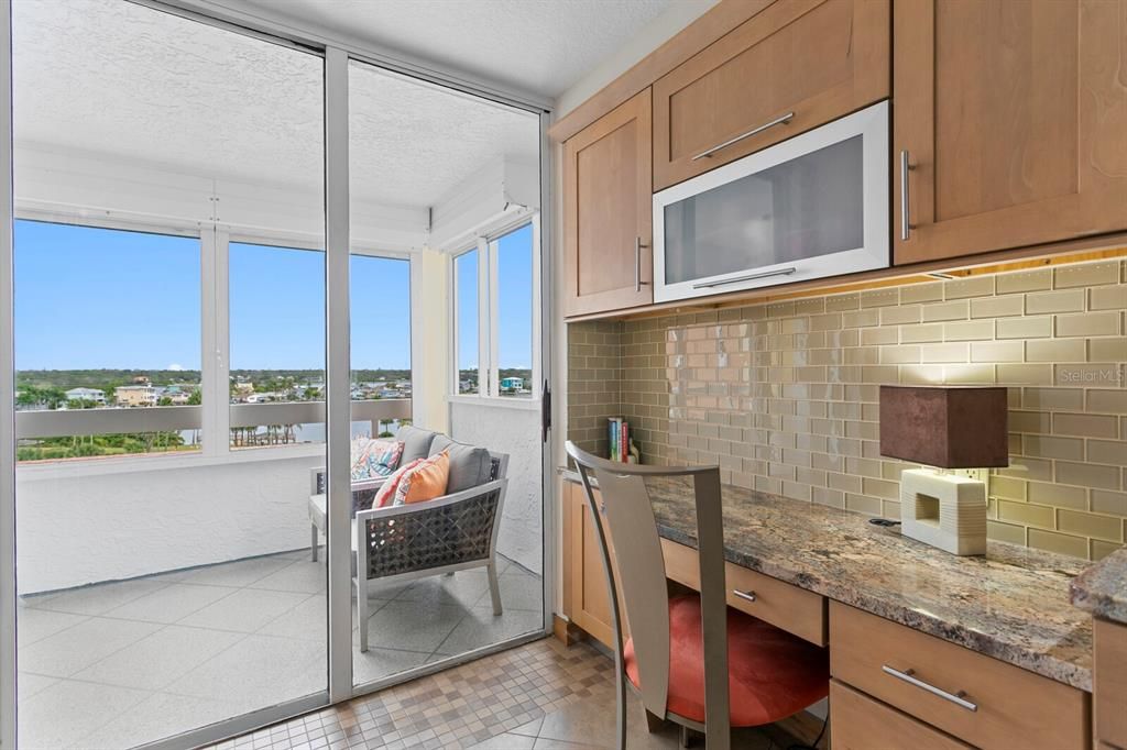 待售: $775,000 (2 贝兹, 2 浴室, 1165 平方英尺)