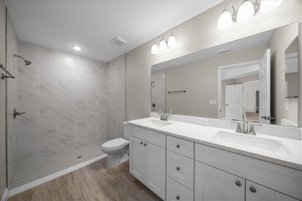 Active With Contract: $249,000 (3 beds, 2 baths, 1334 Square Feet)