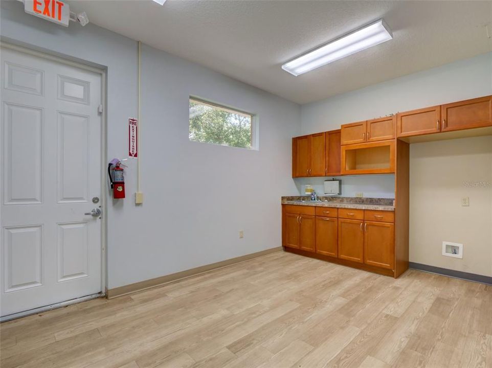 待售: $2,889,000 (0 贝兹, 0 浴室, 5256 平方英尺)