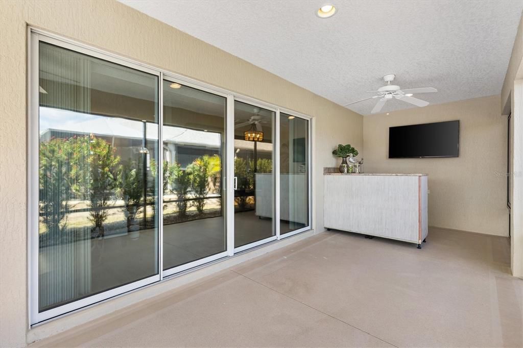 For Sale: $577,500 (3 beds, 2 baths, 1907 Square Feet)