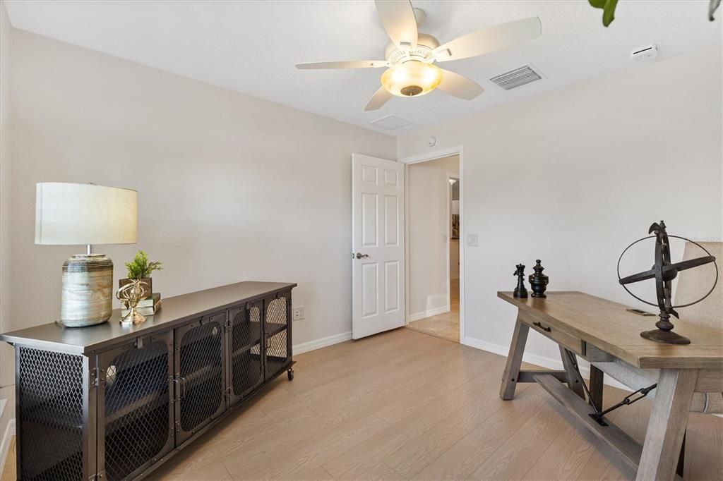 For Sale: $577,500 (3 beds, 2 baths, 1907 Square Feet)