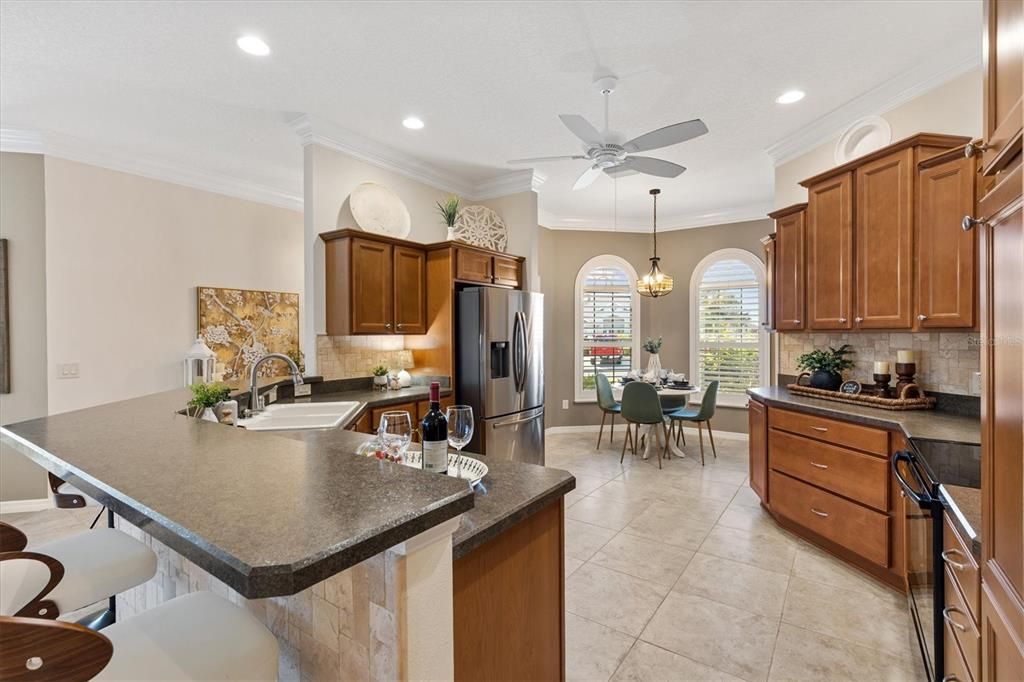 For Sale: $577,500 (3 beds, 2 baths, 1907 Square Feet)