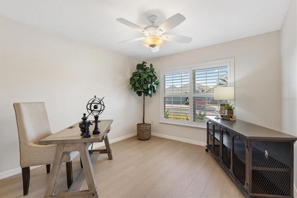 For Sale: $577,500 (3 beds, 2 baths, 1907 Square Feet)