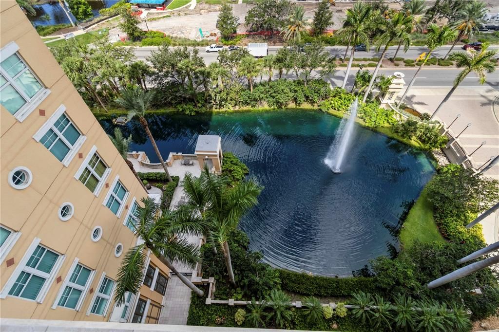 For Sale: $599,000 (1 beds, 1 baths, 695 Square Feet)