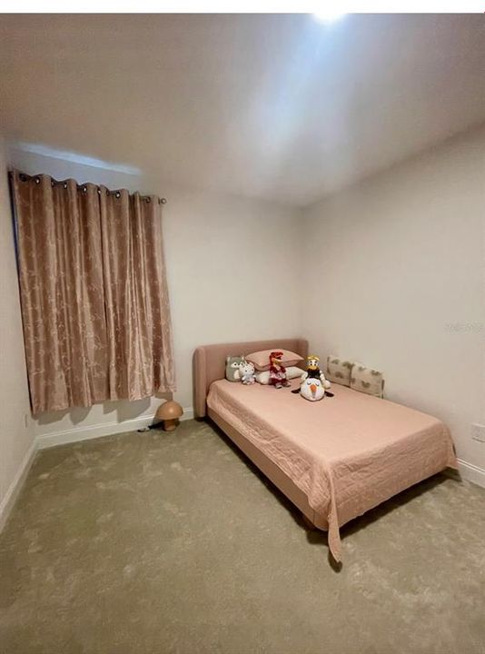 For Rent: $4,800 (5 beds, 4 baths, 3611 Square Feet)