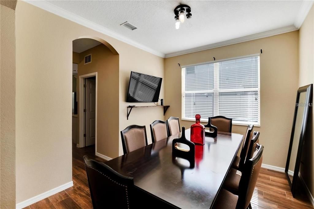 En Venta: $400,000 (4 camas, 2 baños, 2012 Pies cuadrados)