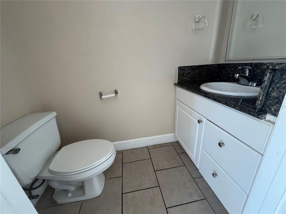 В аренду: $1,975 (3 спален, 2 ванн, 1512 Квадратных фут)