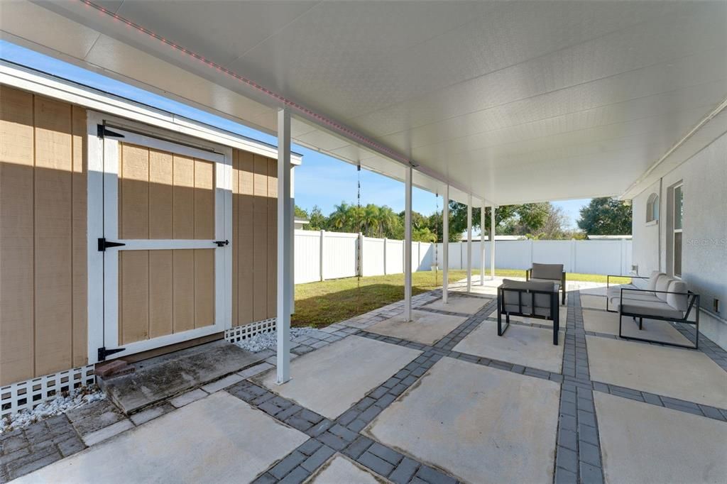 待售: $375,000 (4 贝兹, 2 浴室, 1707 平方英尺)