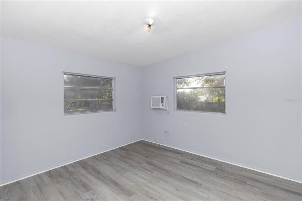 В аренду: $1,900 (3 спален, 2 ванн, 1161 Квадратных фут)