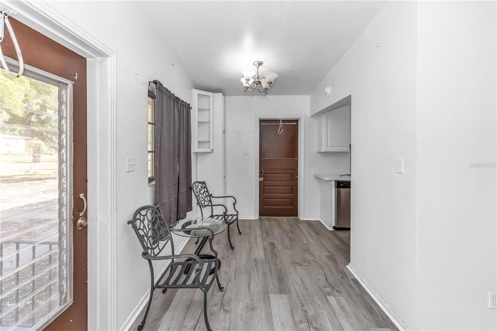 В аренду: $1,900 (3 спален, 2 ванн, 1161 Квадратных фут)