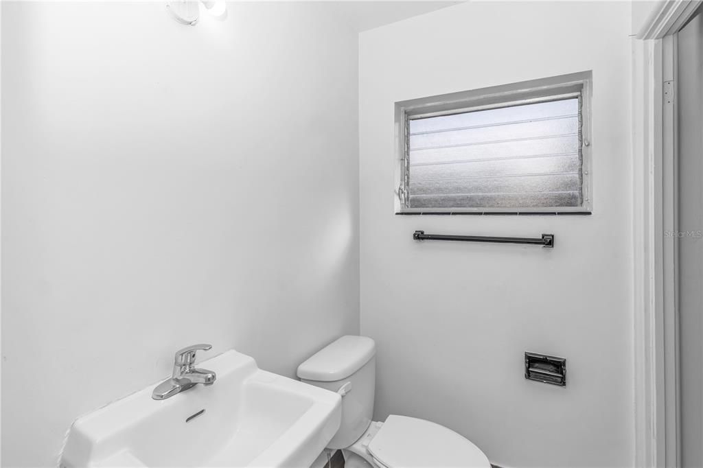 В аренду: $1,900 (3 спален, 2 ванн, 1161 Квадратных фут)