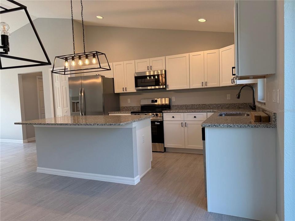 En Venta: $239,900 (3 camas, 2 baños, 1380 Pies cuadrados)