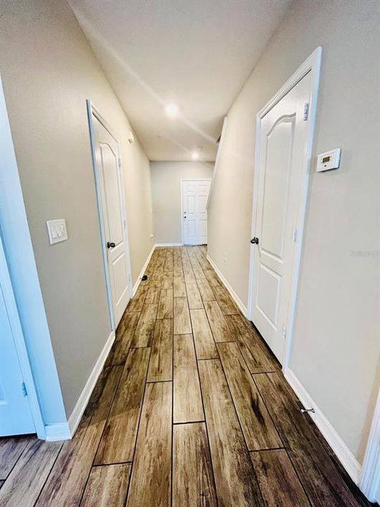 For Sale: $330,000 (3 beds, 3 baths, 1490 Square Feet)