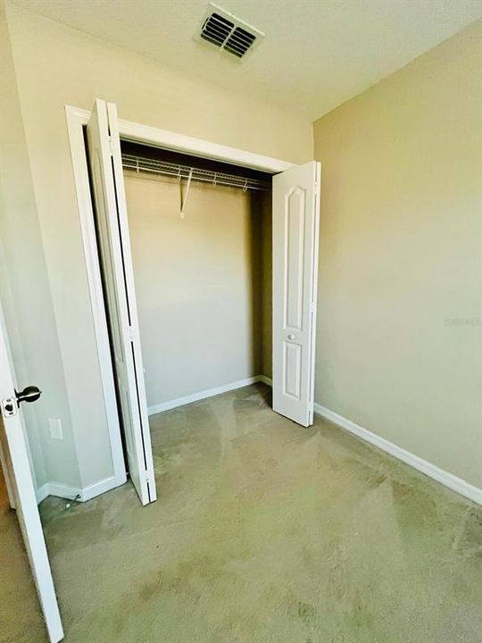 For Sale: $330,000 (3 beds, 3 baths, 1490 Square Feet)