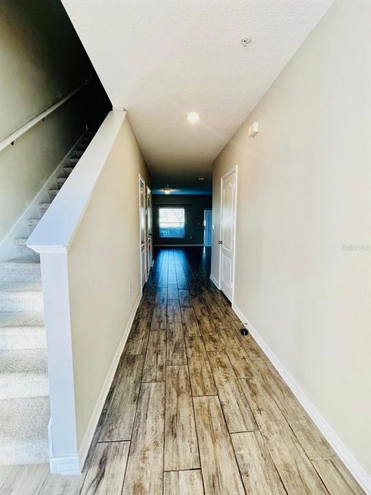 For Sale: $330,000 (3 beds, 3 baths, 1490 Square Feet)