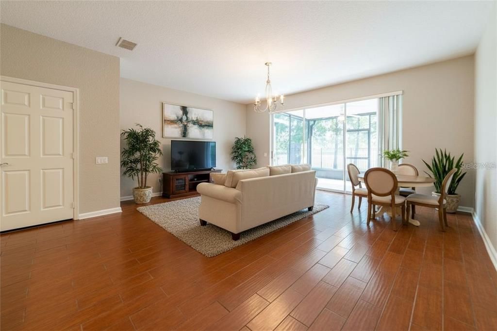 En Renta: $2,300 (3 camas, 2 baños, 1762 Pies cuadrados)