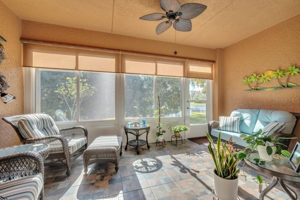 待售: $325,000 (2 贝兹, 2 浴室, 1800 平方英尺)