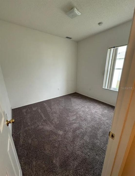 For Sale: $299,000 (4 beds, 3 baths, 2488 Square Feet)