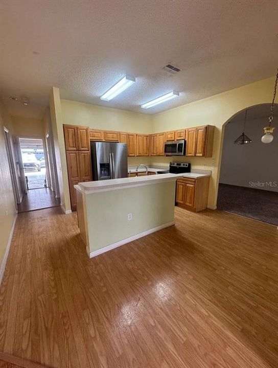 For Sale: $299,000 (4 beds, 3 baths, 2488 Square Feet)