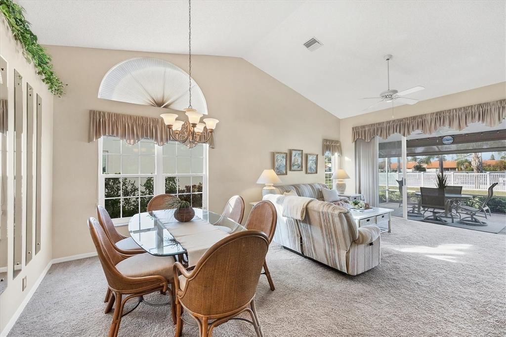 For Sale: $299,512 (2 beds, 2 baths, 1624 Square Feet)