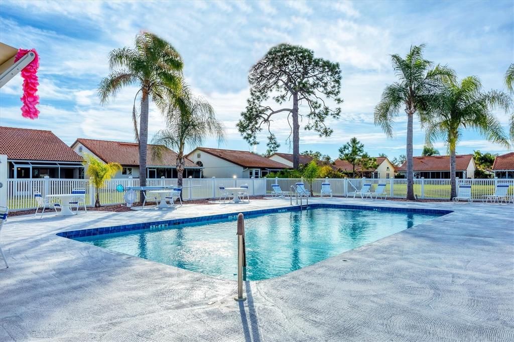 For Sale: $299,512 (2 beds, 2 baths, 1624 Square Feet)