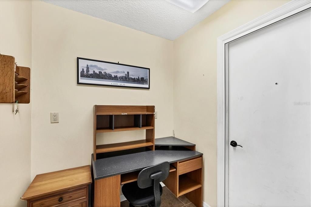 For Sale: $299,512 (2 beds, 2 baths, 1624 Square Feet)