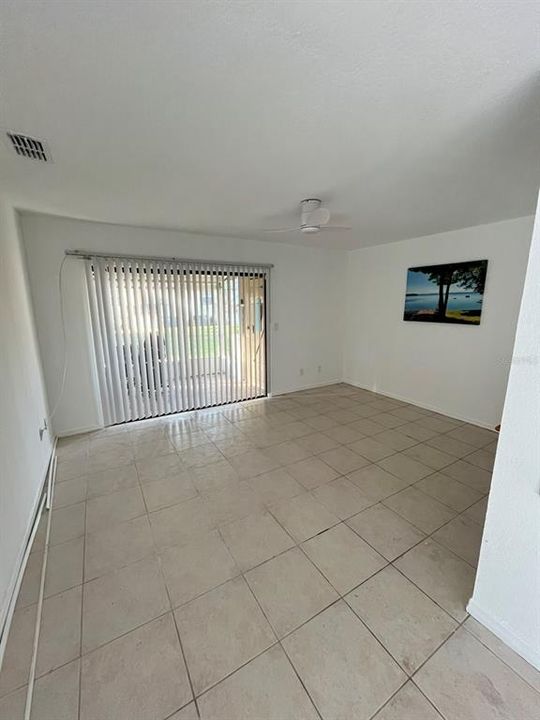 For Sale: $265,000 (2 beds, 2 baths, 1120 Square Feet)