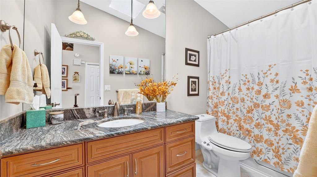 На продажу: $874,900 (4 спален, 3 ванн, 2590 Квадратных фут)