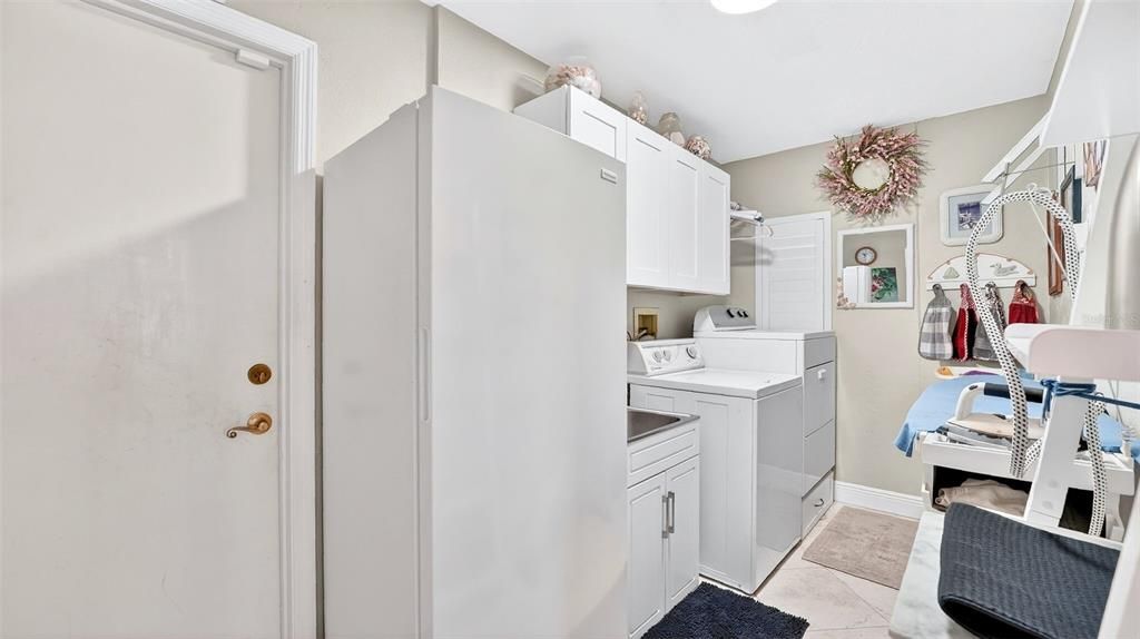 На продажу: $874,900 (4 спален, 3 ванн, 2590 Квадратных фут)