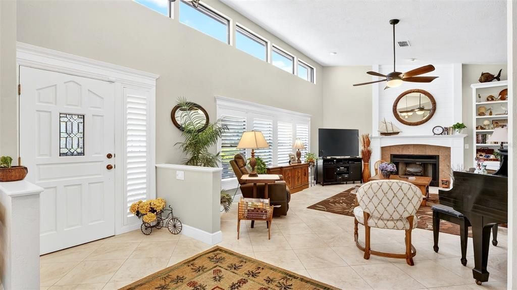 На продажу: $874,900 (4 спален, 3 ванн, 2590 Квадратных фут)