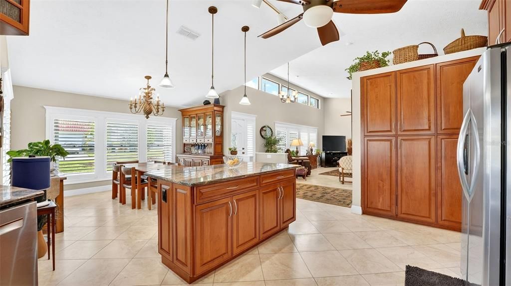 На продажу: $874,900 (4 спален, 3 ванн, 2590 Квадратных фут)