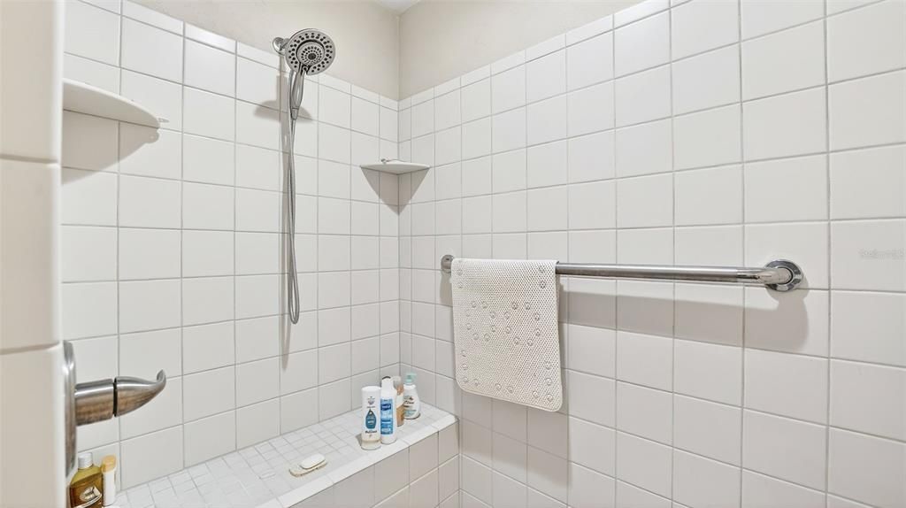 На продажу: $874,900 (4 спален, 3 ванн, 2590 Квадратных фут)