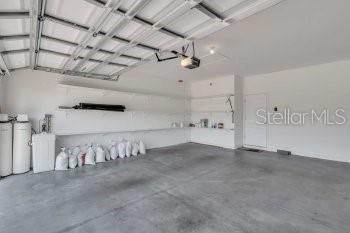 For Rent: $3,795 (3 beds, 2 baths, 2614 Square Feet)