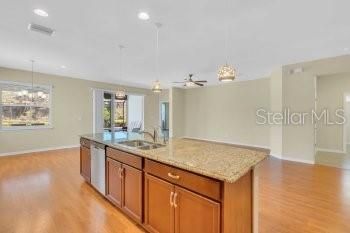 For Rent: $3,795 (3 beds, 2 baths, 2614 Square Feet)