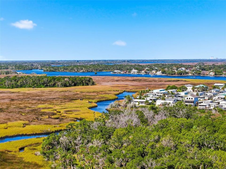 На продажу: $399,000 (2 спален, 1 ванн, 1104 Квадратных фут)