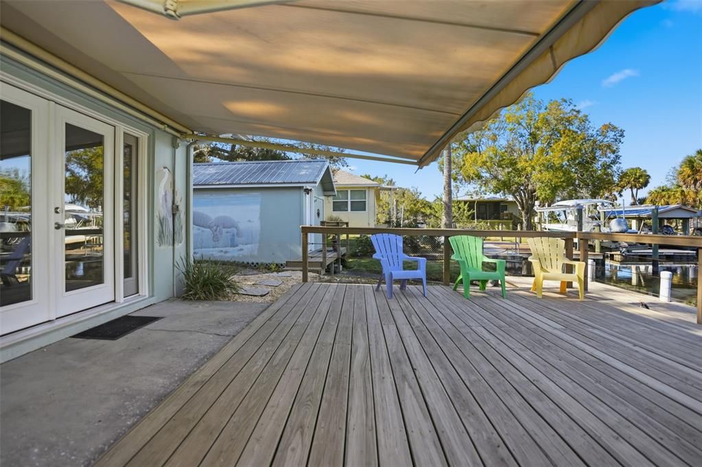 На продажу: $399,000 (2 спален, 1 ванн, 1104 Квадратных фут)