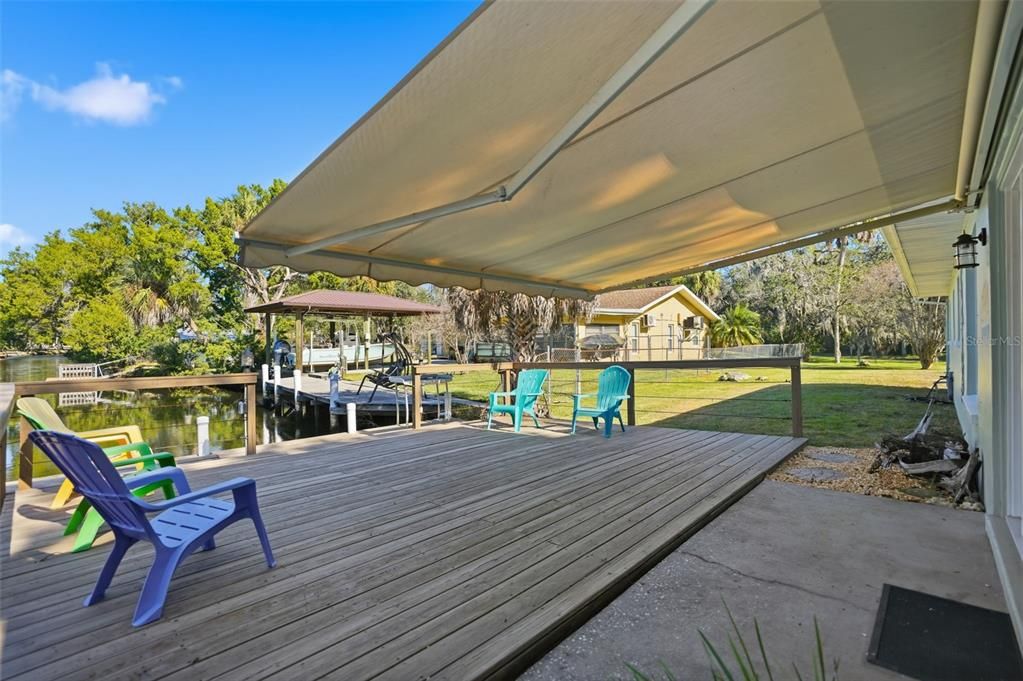 На продажу: $399,000 (2 спален, 1 ванн, 1104 Квадратных фут)