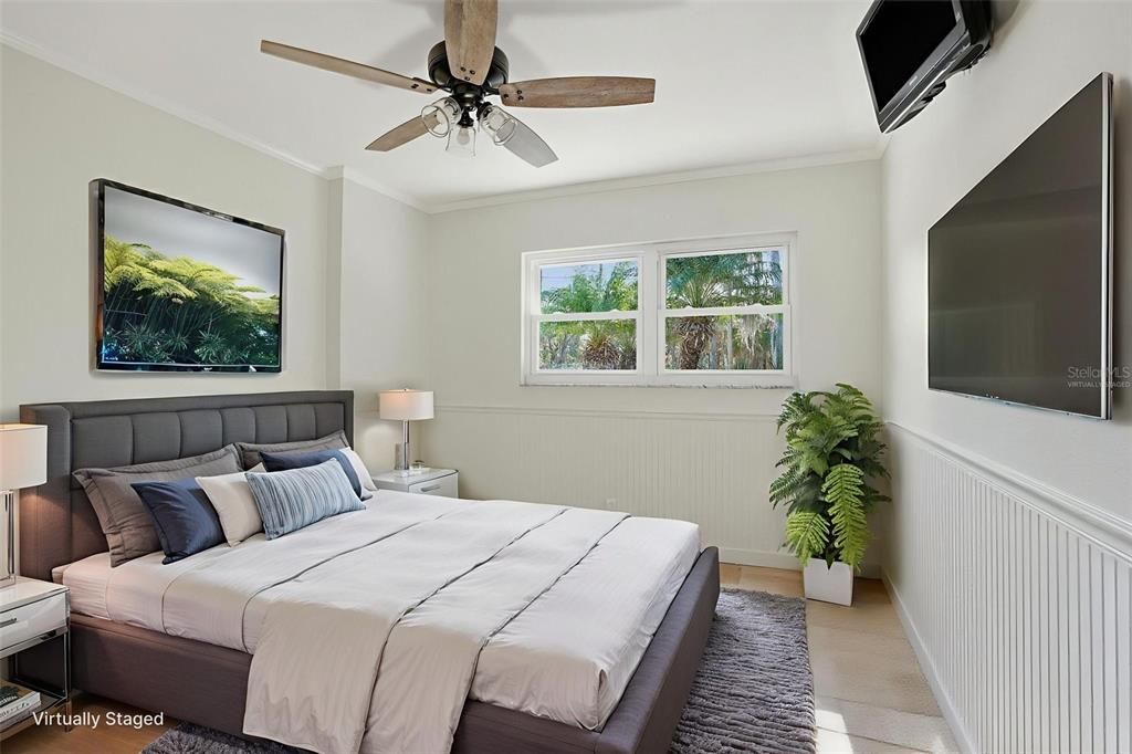 На продажу: $399,000 (2 спален, 1 ванн, 1104 Квадратных фут)