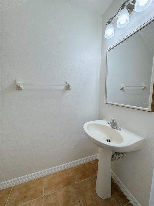 En Renta: $2,100 (3 camas, 2 baños, 1872 Pies cuadrados)