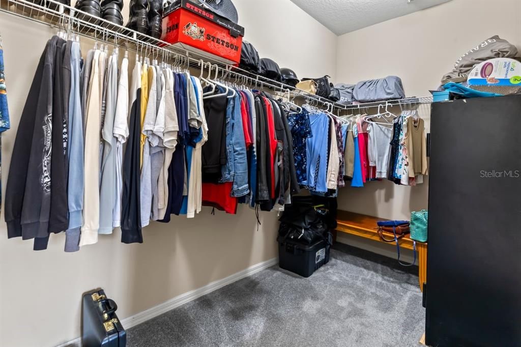 待售: $375,000 (3 贝兹, 2 浴室, 1997 平方英尺)