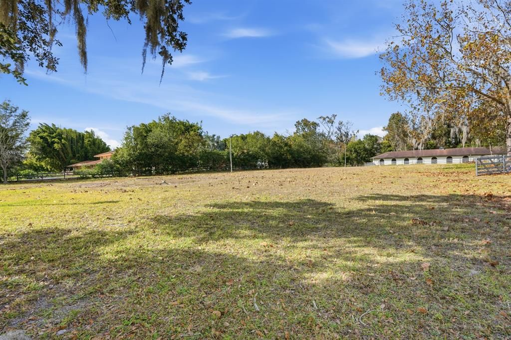 待售: $995,000 (4 贝兹, 2 浴室, 4783 平方英尺)