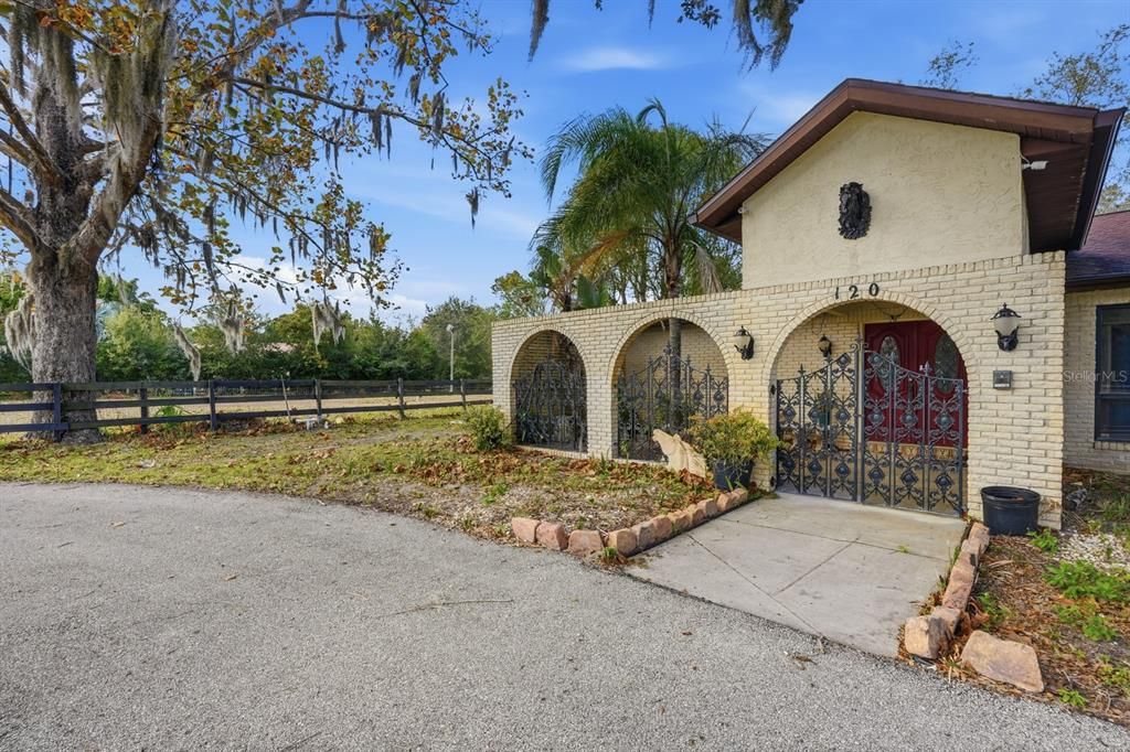 待售: $995,000 (4 贝兹, 2 浴室, 4783 平方英尺)