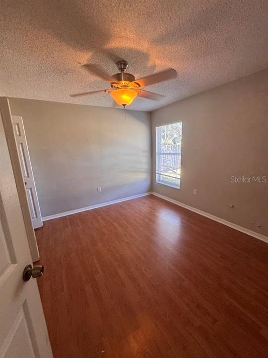 В аренду: $1,675 (3 спален, 2 ванн, 1410 Квадратных фут)