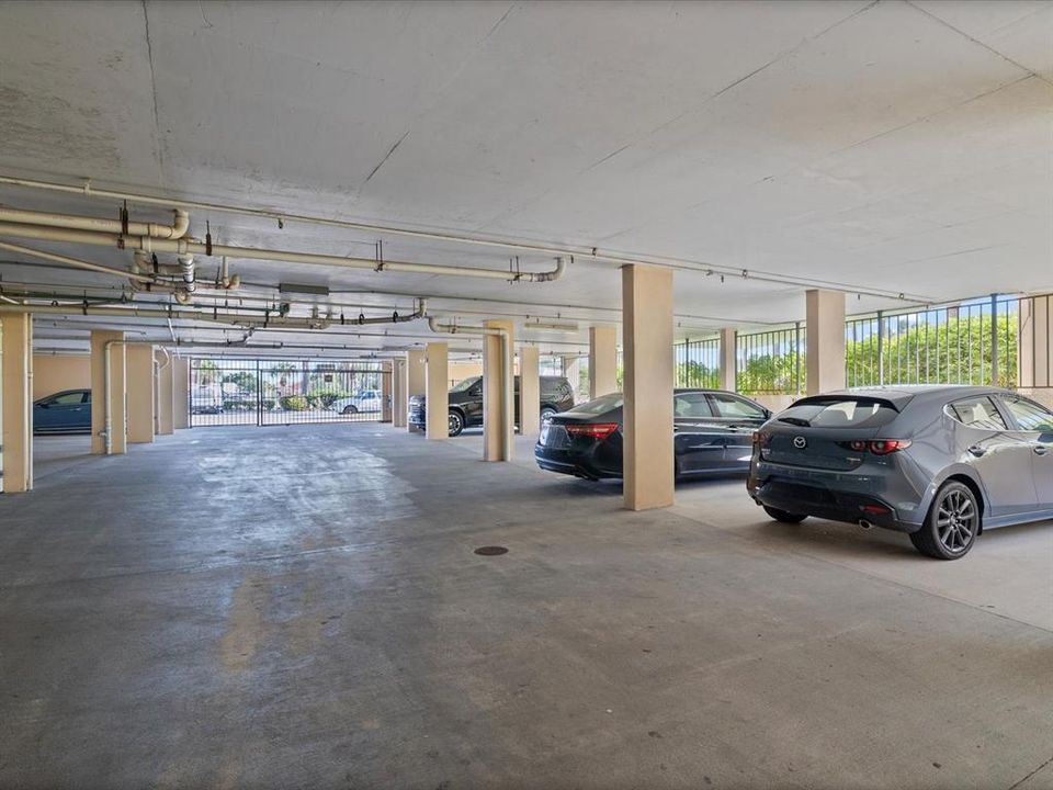 出租: $3,750 (2 贝兹, 2 浴室, 1470 平方英尺)