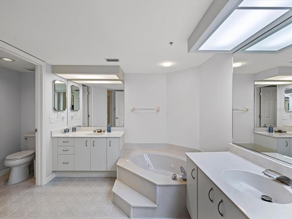 出租: $3,750 (2 贝兹, 2 浴室, 1470 平方英尺)